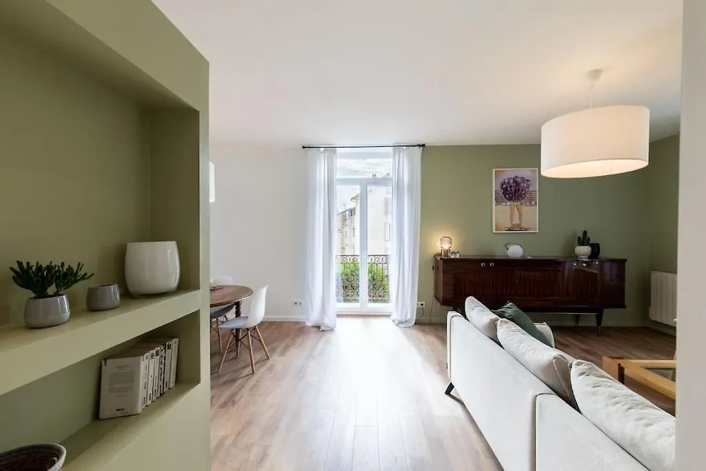 Apartment Superbe Appartement Lumineux - Pkg Privatif Aix-les-Bains